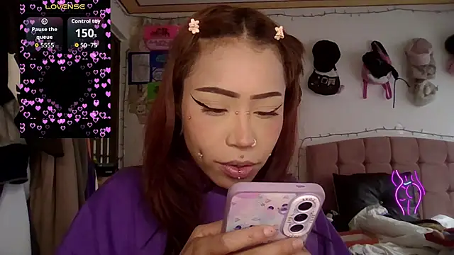 Snapshot of suky_fox chatting on June 18, 3:06 pm suky fox online show from June 18, 3:06 pm