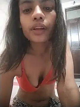 saxywoman online show from May 18, 6:01 pm