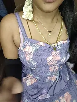 Snapshot of Tamil__Thara003 chatting on June 14, 3:24 pm Tamil Thara003 online show from June 14, 3:24 pm