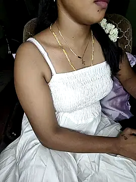 Snapshot of Tamil__Thara003 chatting on June 3, 4:23 pm Tamil Thara003 online show from June 3, 4:23 pm