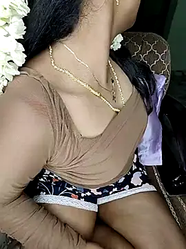 Snapshot of Tamil__Thara003 chatting on June 2, 3:23 pm Tamil Thara003 online show from June 2, 3:23 pm