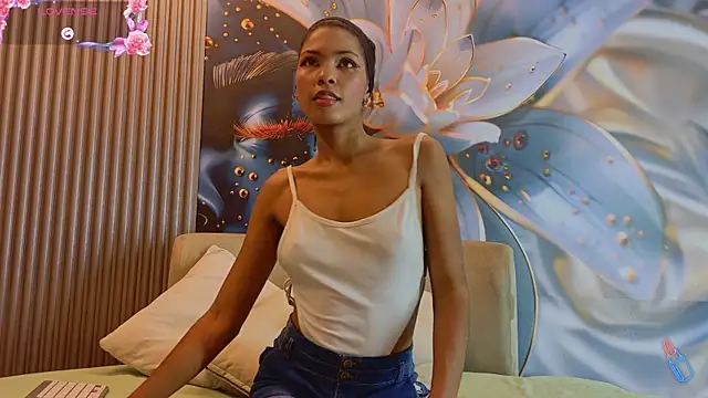 ELLIEPARKER CR online show from July 7, 11:25 am