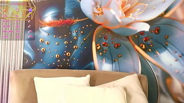ELLIEPARKER CR online show from June 2, 11:43 am