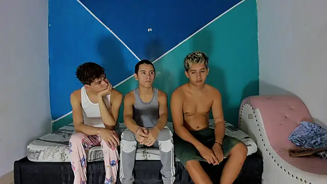wild boys zs online show from July 16, 9:28 am