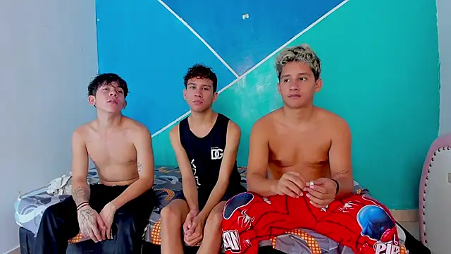 wild boys zs online show from July 11, 5:08 am