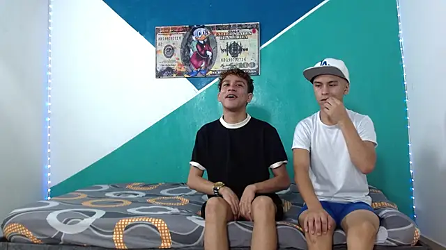 wild boys zs online show from June 5, 5:23 am