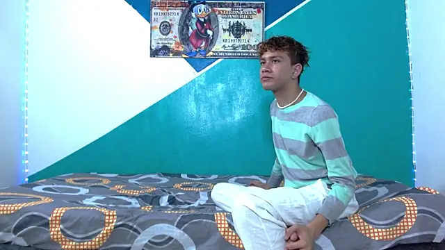 wild boys zs online show from June 7, 5:12 am