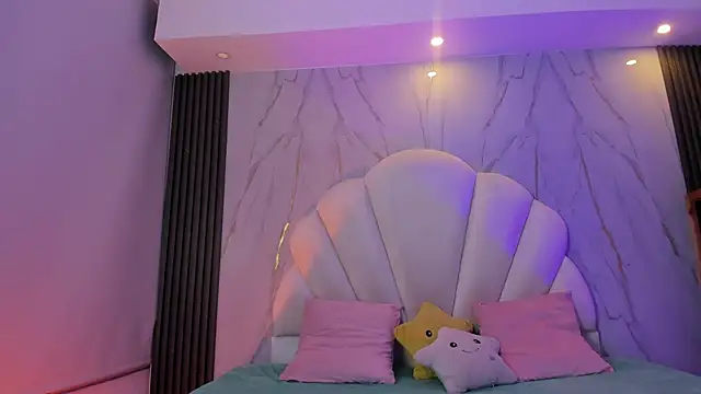 SoftPrincess online show from May 28, 4:20 am