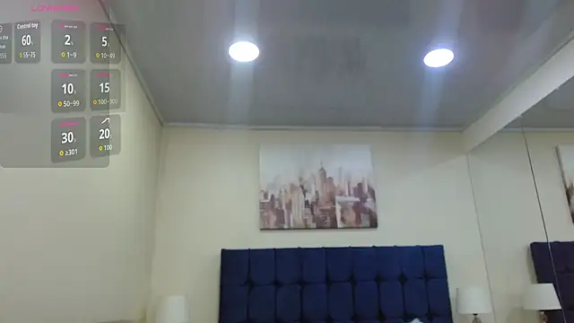 Snapshot of ValerieLyon_ chatting on May 14, 9:01 pm ValerieLyon online show from May 14, 9:01 pm