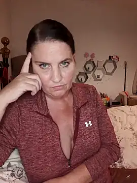 Velvet-Milf online show from June 11, 10:40 pm