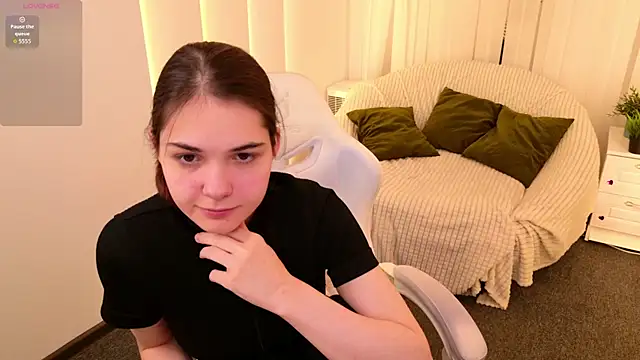 Snapshot of Sindell_cryell chatting on June 16, 8:42 pm Sindell cryell online show from June 16, 8:42 pm