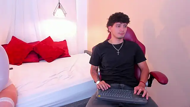 ariblake online show from June 16, 6:41 pm