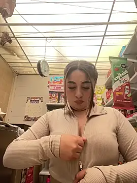 IvySanchez Pinkk online show from June 2, 5:13 pm