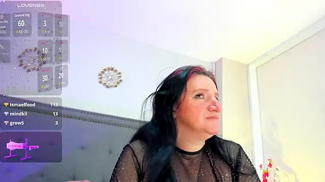 Snapshot of CloeMature chatting on July 13, 2:38 pm CloeMature online show from July 13, 2:38 pm