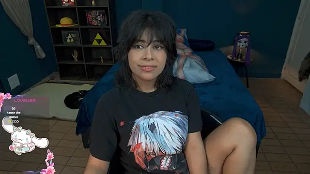 pixelrabitttt online show from June 11, 8:39 pm