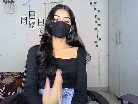 Snapshot of SASSY__BABY_ chatting on June 22, 5:26 am SASSY BABY online show from June 22, 5:26 am