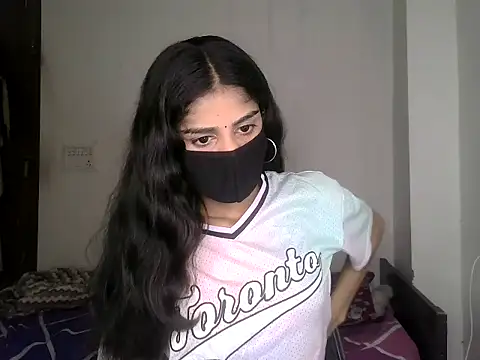 Snapshot of SASSY__BABY_ chatting on July 1, 5:52 am SASSY BABY online show from July 1, 5:52 am