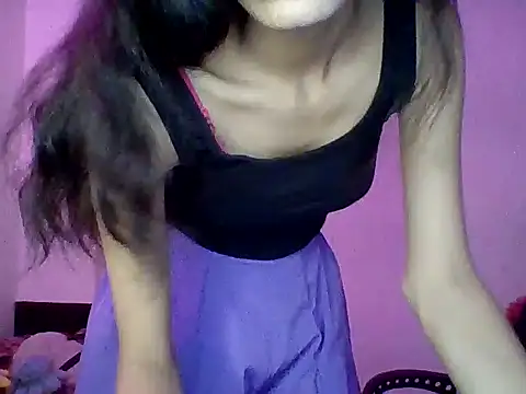 SASSY  BABY  online show from May 28, 6:10 am