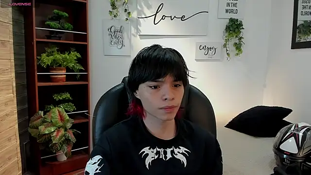 coby cum online show from May 6, 11:03 am