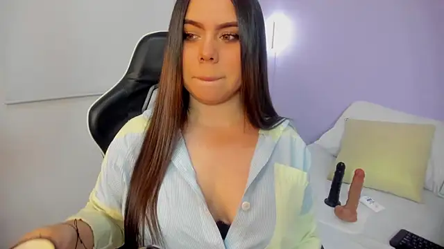 luna blazze  online show from June 20, 12:32 pm