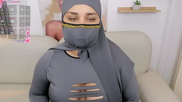 Salma farouk online show from June 18, 3:16 am