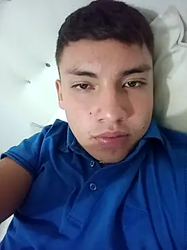 Snapshot of SANTY_BABY22 chatting on June 3, 11:42 pm SANTY BABY22 online show from June 3, 11:42 pm