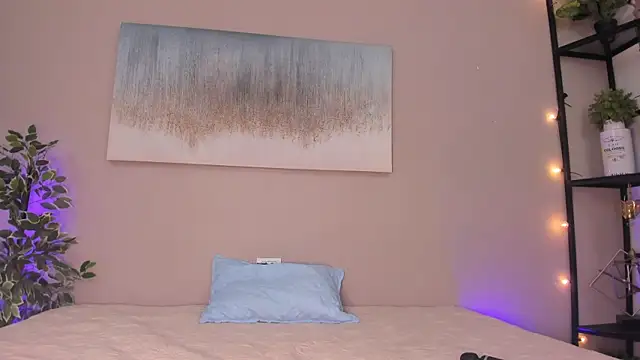 GabbyL0u online show from June 30, 12:38 pm