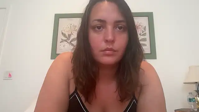 Anniehelen online show from May 6, 7:40 pm