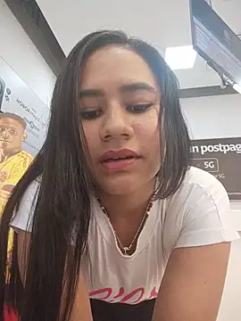 Snapshot of AntonellaMonroew chatting on May 26, 4:49 pm AntonellaMonroew online show from May 26, 4:49 pm