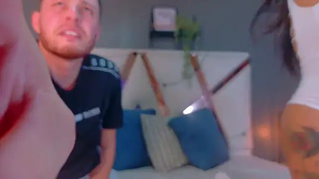 Luna and Jacksonn online show from May 18, 3:17 am