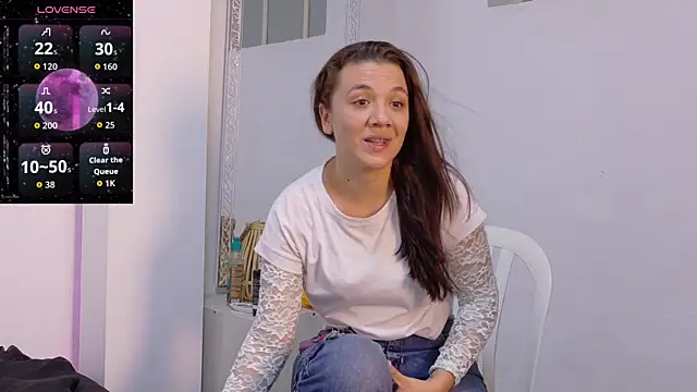 Snapshot of Katia_Rose23 chatting on July 14, 7:09 pm Katia Rose23 online show from July 14, 7:09 pm