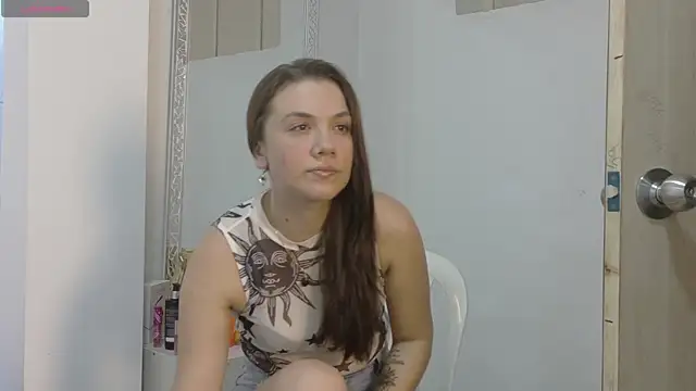Snapshot of Katia_Rose23 chatting on July 18, 7:22 pm Katia Rose23 online show from July 18, 7:22 pm