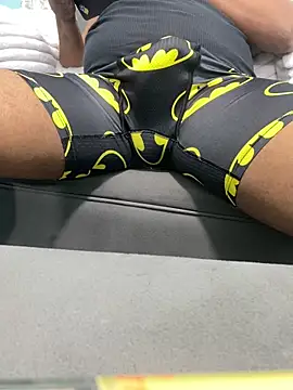 luis0570 online show from May 19, 11:56 pm