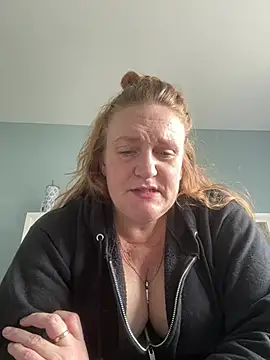 Kellilyn10 online show from June 26, 5:19 pm