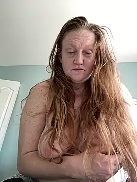 Kellilyn10 online show from May 18, 4:12 pm