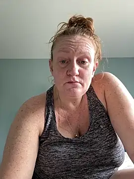 Kellilyn10 online show from June 15, 6:18 pm