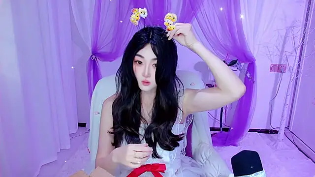 Snapshot of Tili_Lucky chatting on June 28, 1:12 am Tili Lucky online show from June 28, 1:12 am