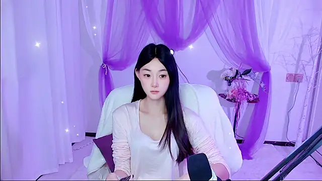 Snapshot of Tili_Lucky chatting on July 10, 1:05 am Tili Lucky online show from July 10, 1:05 am