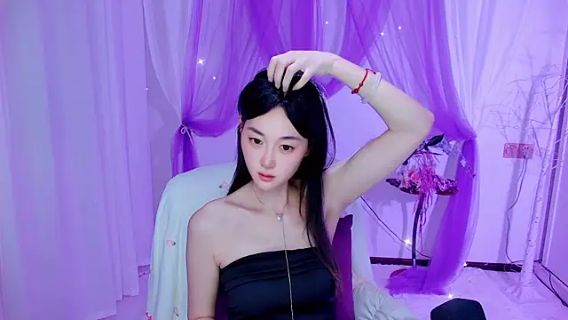 Snapshot of Tili_Lucky chatting on June 25, 1:14 am Tili Lucky online show from June 25, 1:14 am