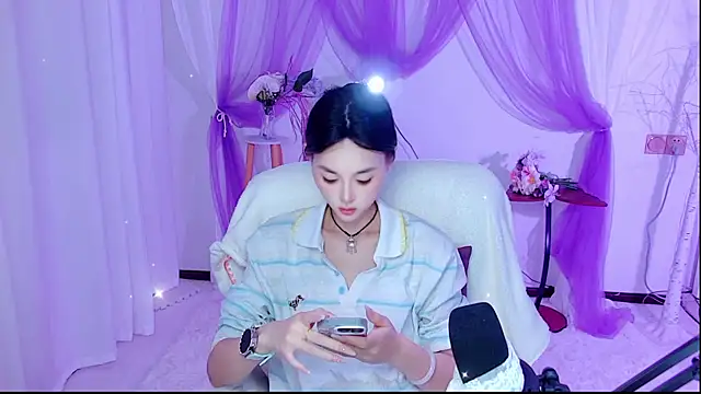 Snapshot of Tili_Lucky chatting on July 15, 11:06 am Tili Lucky online show from July 15, 11:06 am