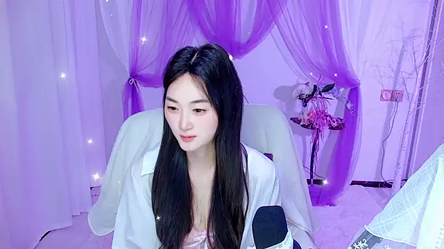 Snapshot of Tili_Lucky chatting on June 30, 1:38 am Tili Lucky online show from June 30, 1:38 am