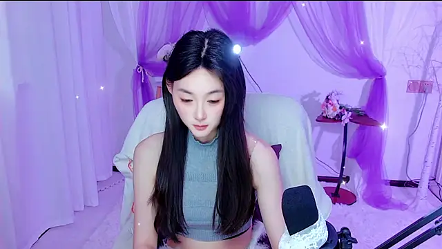 Snapshot of Tili_Lucky chatting on July 14, 2:05 am Tili Lucky online show from July 14, 2:05 am