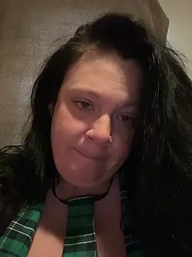 Snapshot of blueeyez1987 chatting on May 24, 1:22 pm blueeyez1987 online show from May 24, 1:22 pm