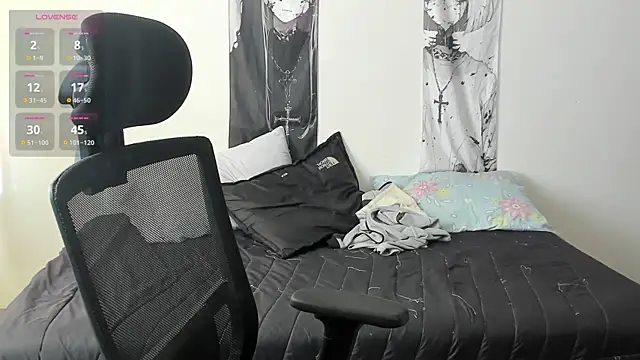 GoddessValentinaX online show from May 27, 8:49 pm