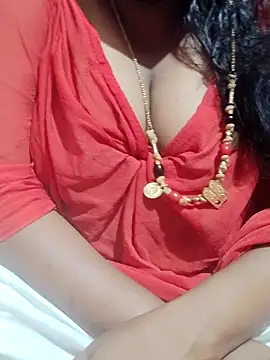 tamilkavitha123 online show from May 24, 5:02 pm