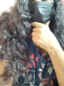 tamilkavitha123 online show from July 16, 4:53 am