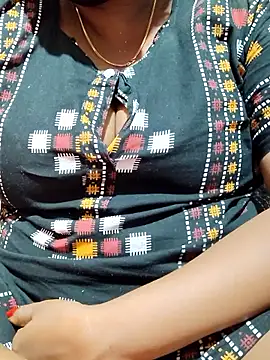 tamilkavitha123 online show from May 21, 4:32 am
