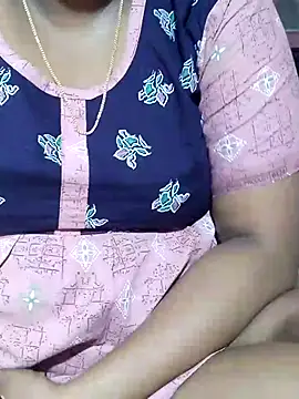tamilkavitha123 online show from June 30, 5:13 pm