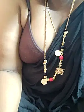 tamilkavitha123 online show from June 24, 6:01 am