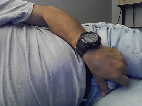 Snapshot of domeloru chatting on July 9, 4:13 am domeloru online show from July 9, 4:13 am